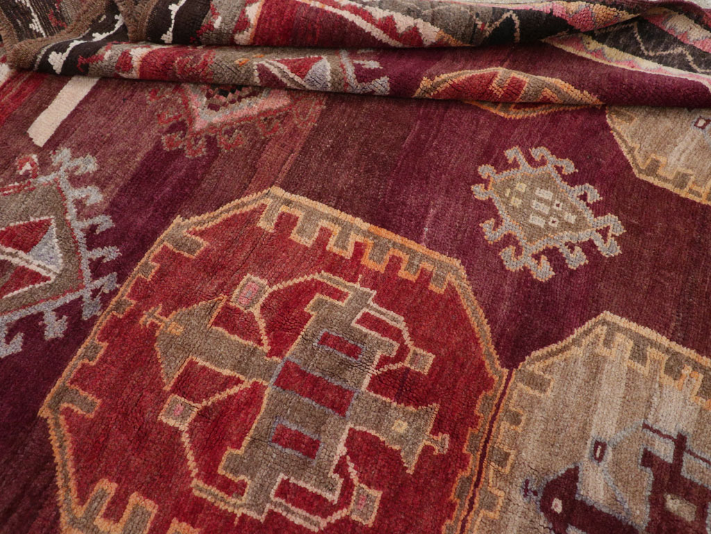 Vintage Turkish Anatolian Small Room Size Carpet, No.31925 - Staging