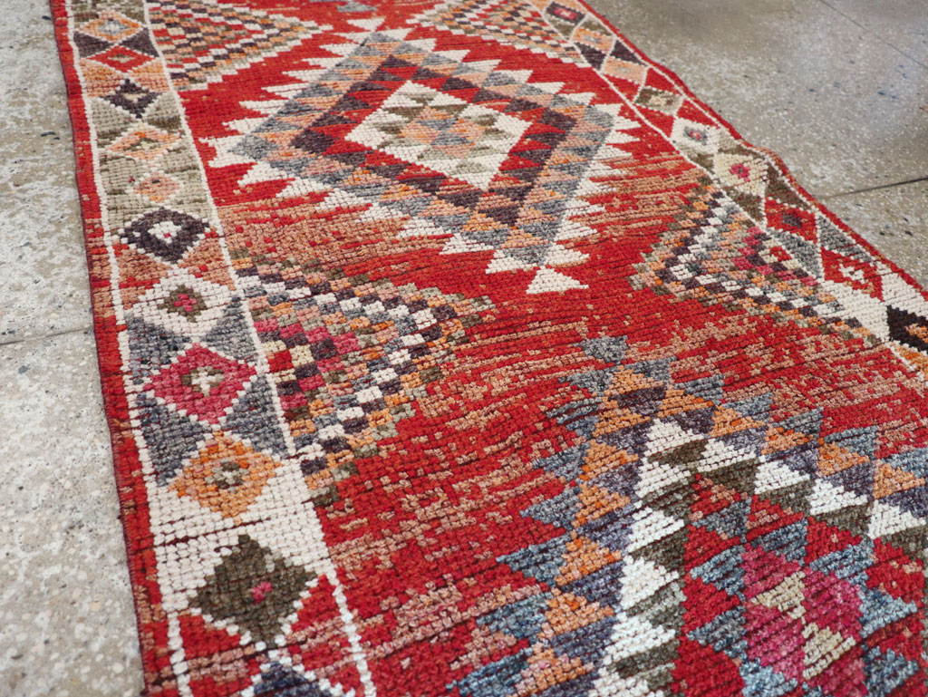 Vintage Turkish Tribal Runner, No.31934 - Staging