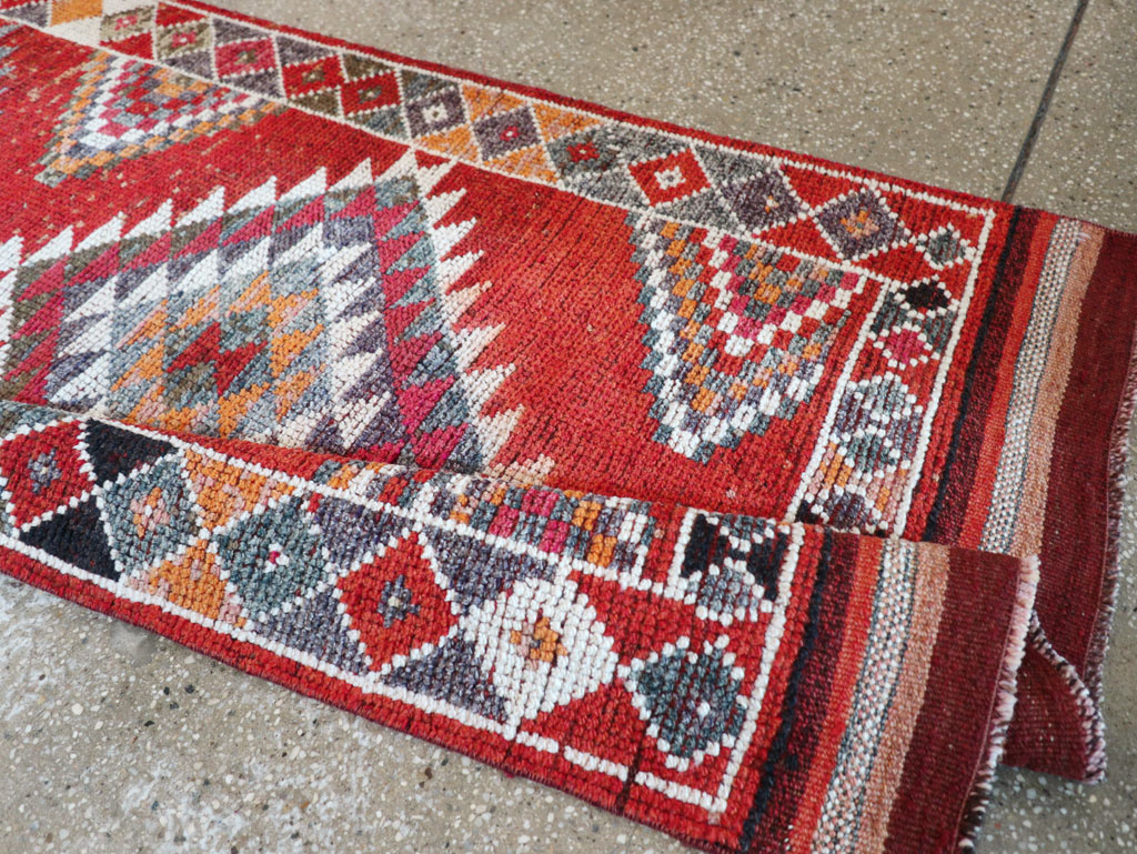 Vintage Turkish Tribal Runner, No.31934 - Staging