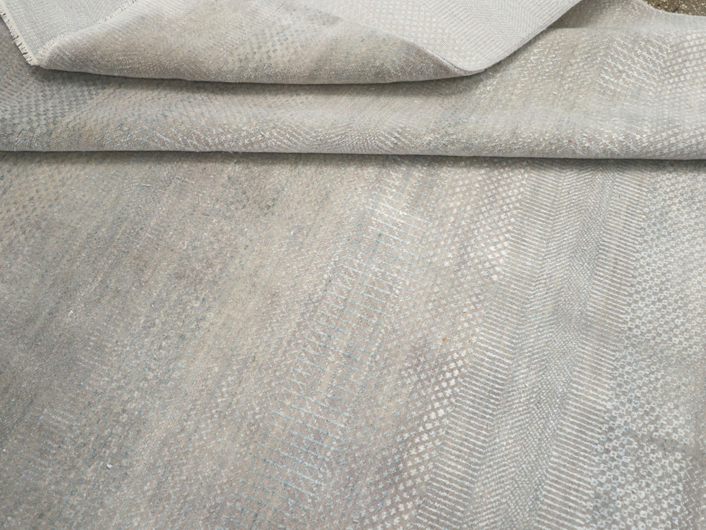 Modern Indian Room Size Carpet, No.31936 - Staging