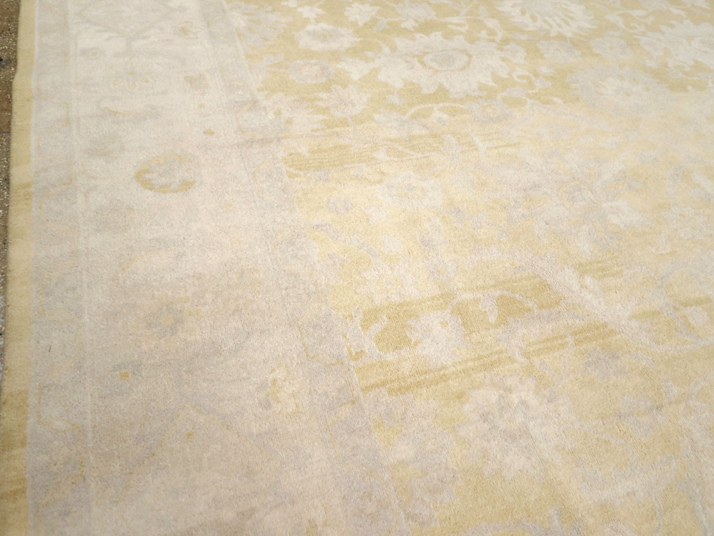 Modern Indian Agra Style Room Size Carpet, No.31956 - Staging