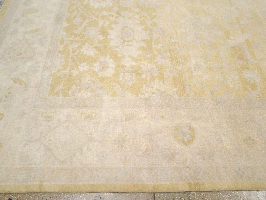 Modern Indian Agra Style Room Size Carpet, No.31956 - Staging