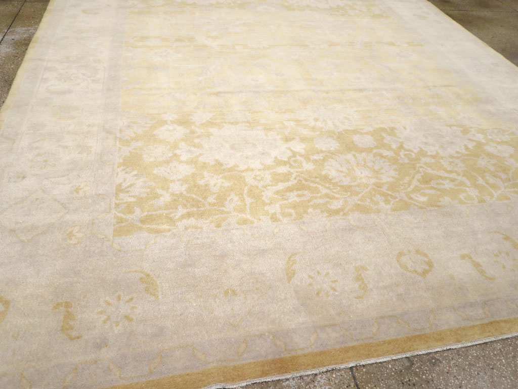 Modern Indian Agra Style Room Size Carpet, No.31956 - Staging