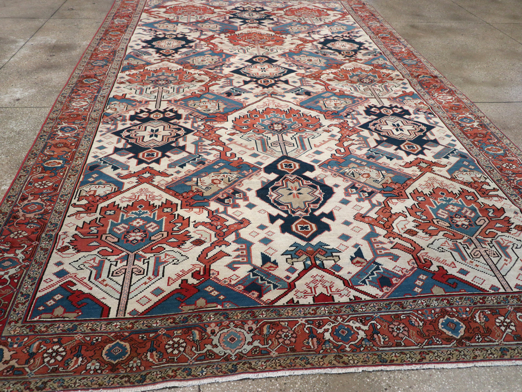 Antique Persian Heriz Carpet, No.31965 - Staging