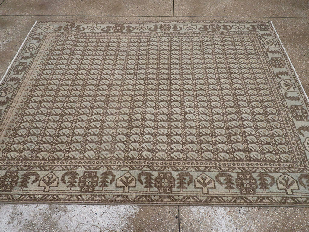 Vintage Persian Veece Accent Rug (Pair: 2 of 2), No.32000 - Staging