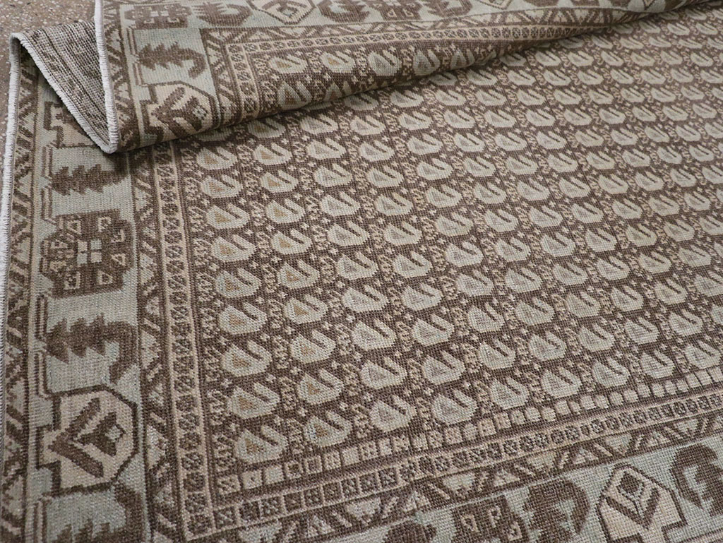 Vintage Persian Veece Accent Rug (Pair: 2 of 2), No.32000 - Staging