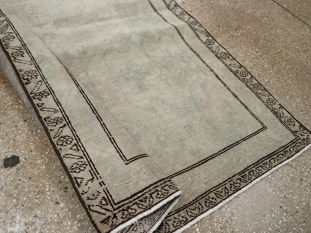 Antique Persian Ardabil Rug, No.32029 - Staging