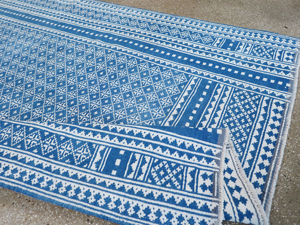 Vintage Persian Flatweave Kilim Accent Rug, No.32078 - Staging