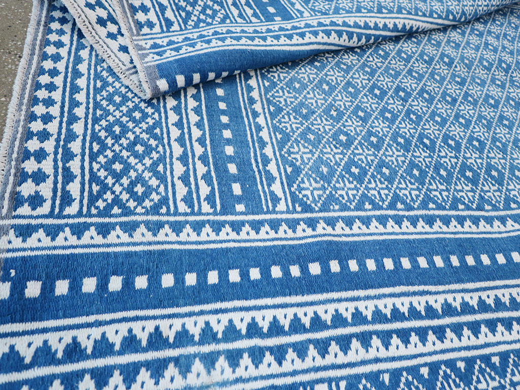 Vintage Persian Flatweave Kilim Accent Rug, No.32078 - Staging