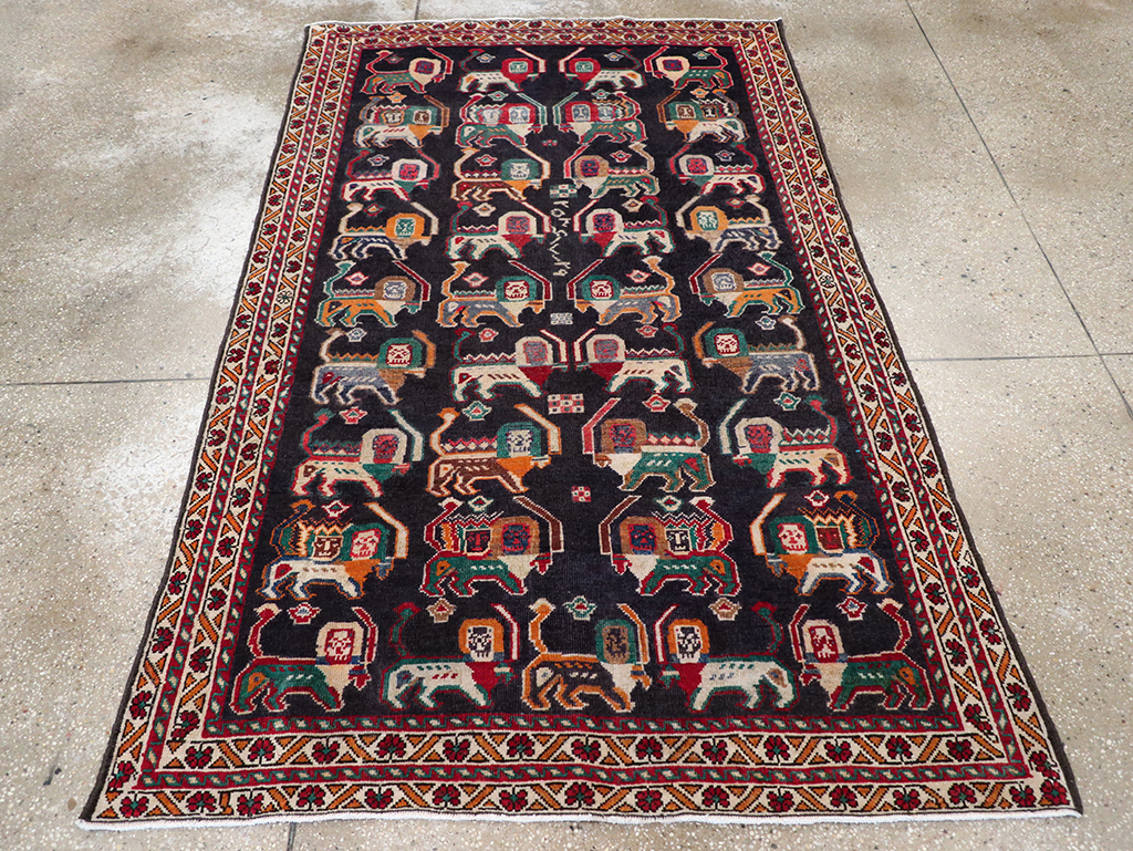 Vinatge Persian Shiraz Pictorial Accent Rug, No.32090 - Staging