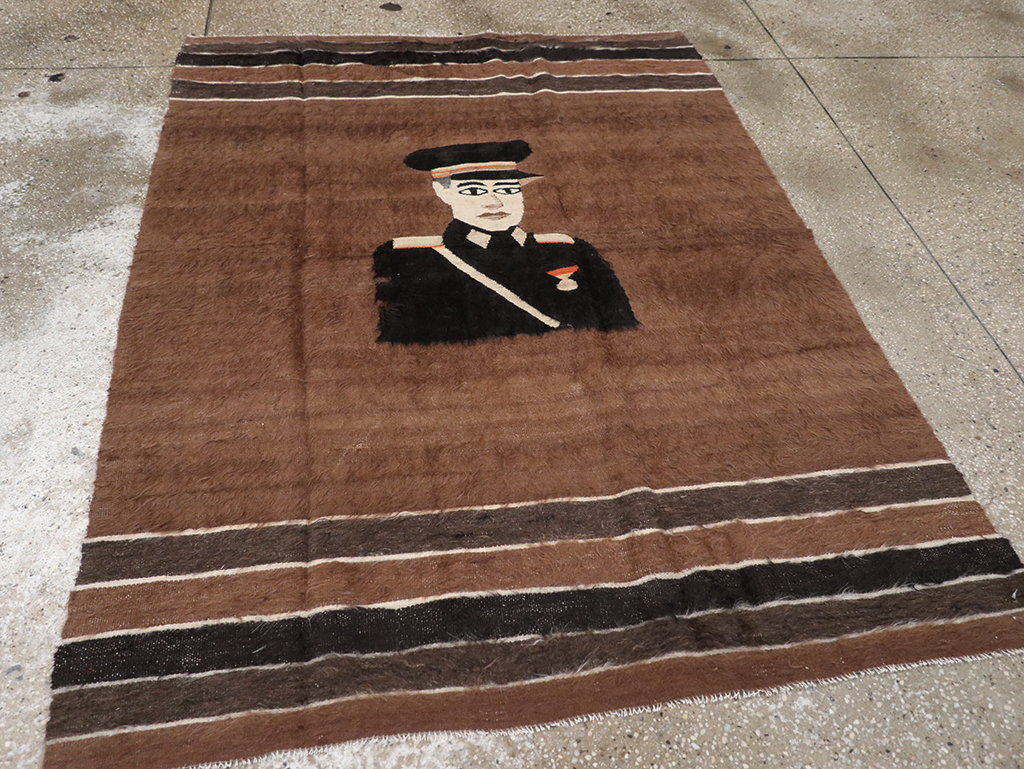 Vintage Turkish Mohair Pictorial Accent Rug, No.32105 - Staging