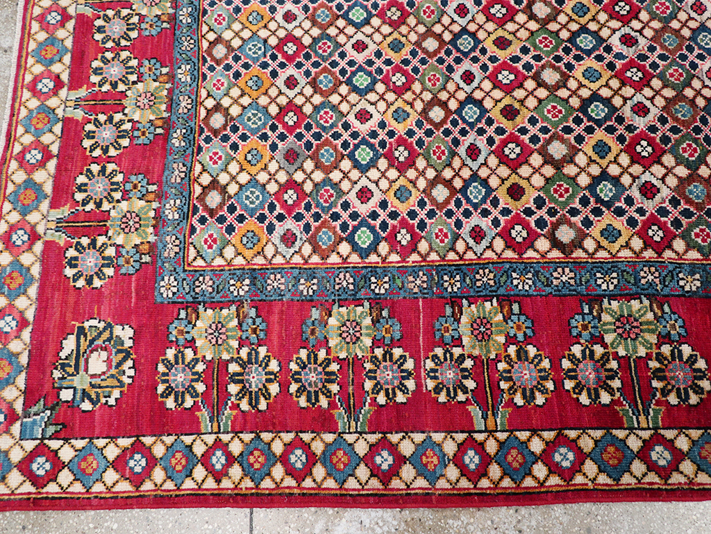 Vintage Persian Mahal Gallery Rug, No.32117 - Staging
