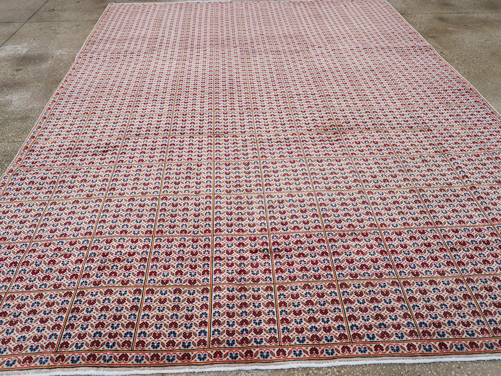 Vintage Persian Kashan Room Size Carpet, No.32118 - Staging