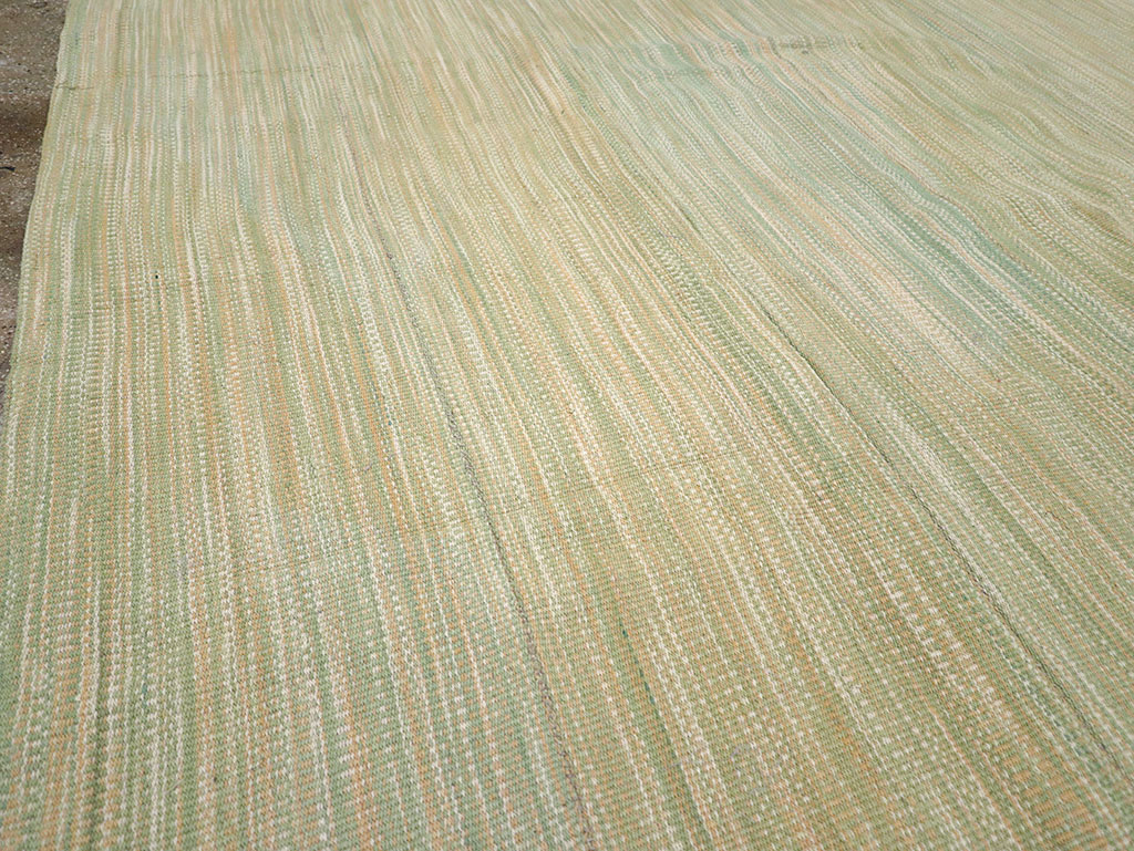 Modern Turkish Flatweave Kilim Room Size Carpet, No.32122 - Staging