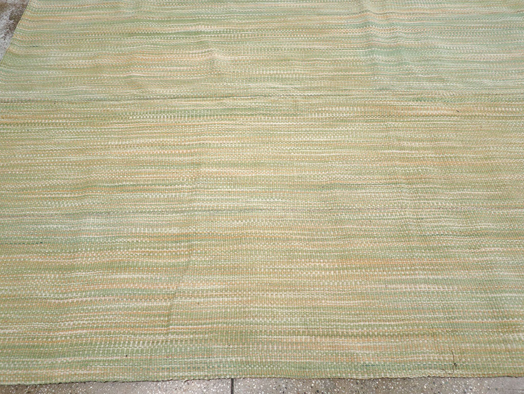 Modern Turkish Flatweave Kilim Room Size Carpet, No.32122 - Staging