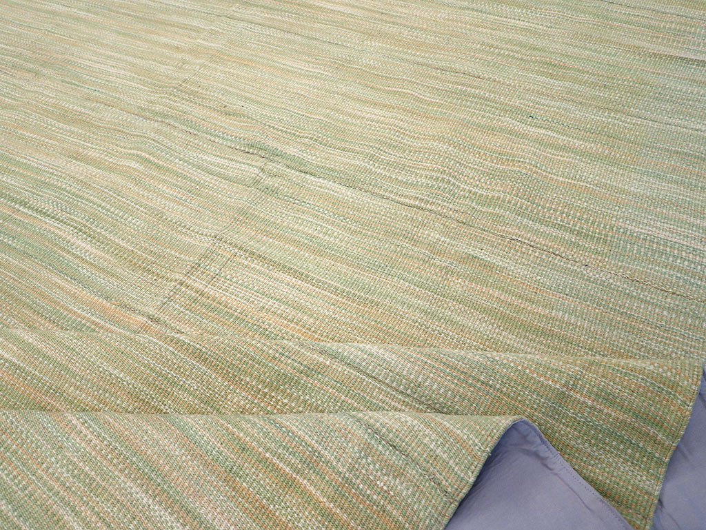 Modern Turkish Flatweave Kilim Room Size Carpet, No.32122 - Staging