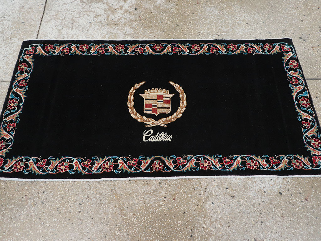 Vintage Persian Tabriz Pictorial Throw Rug, No.32125 - Staging