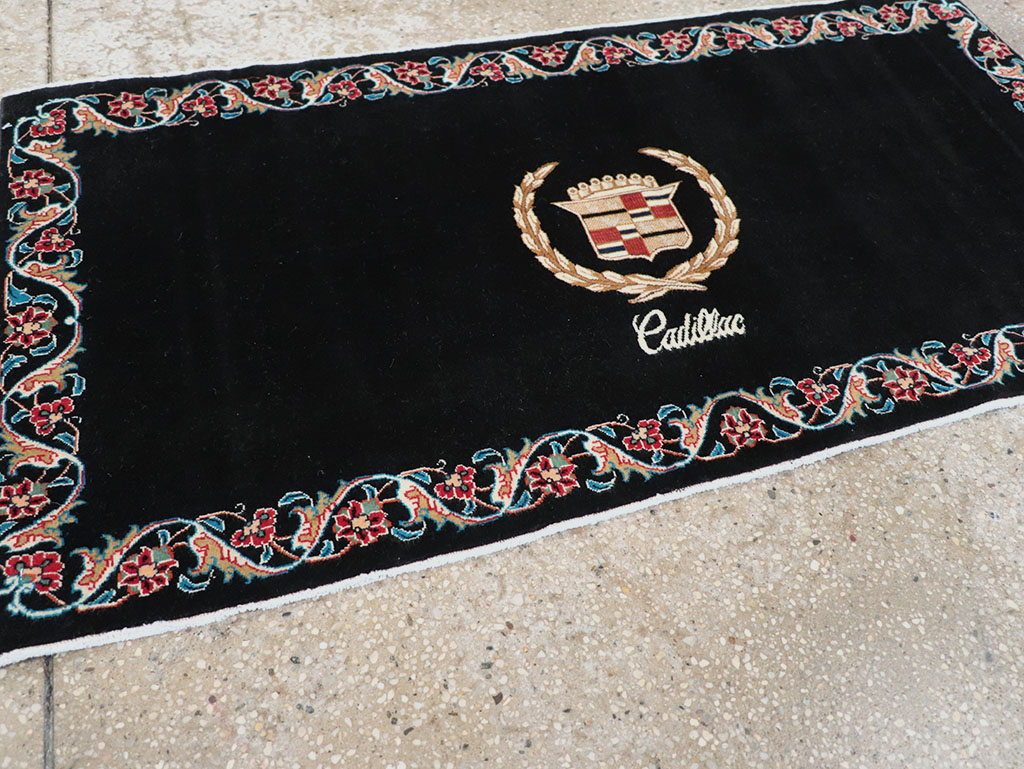 Vintage Persian Tabriz Pictorial Throw Rug, No.32125 - Staging