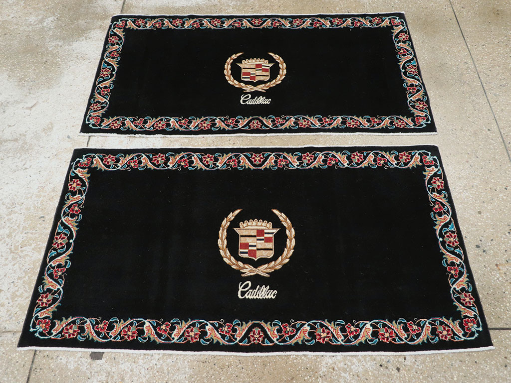 Vintage Persian Tabriz Pictorial Throw Rug, No.32125 - Staging