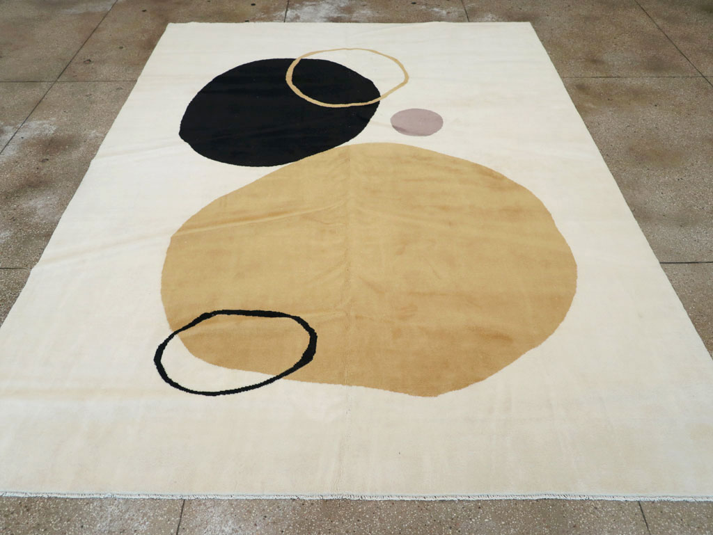 Contemporary Turkish Room Size Carpet, No.32137 - Staging