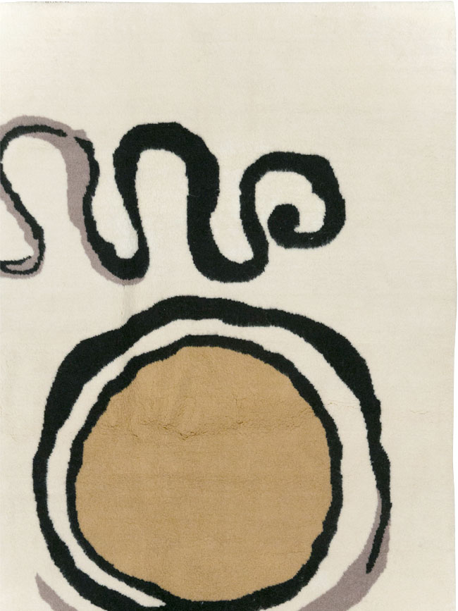 Modern Turkish Art Deco Carpet in the style of Alexander Calder, No.32138 - Staging