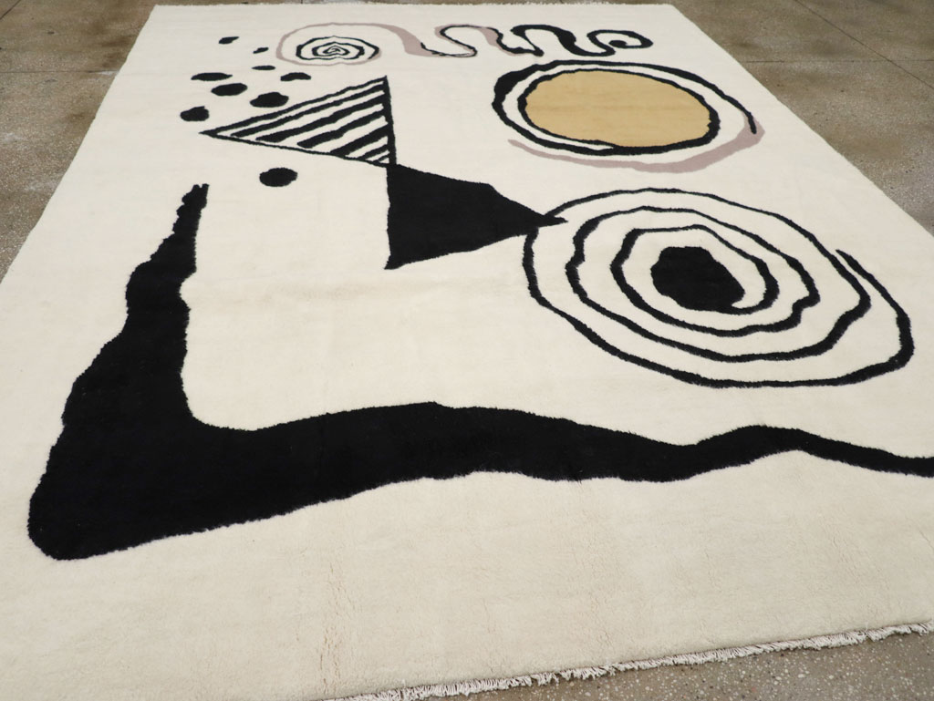 Modern Turkish Art Deco Carpet in the style of Alexander Calder, No.32138 - Staging