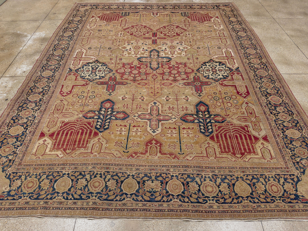 Antique Persian Lavar Kerman Room Size Carpet, No.32142 - Staging