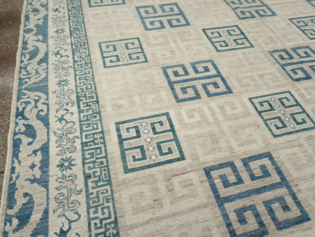 Modern East Turkestan Khotan Room Size Carpet, No.32150 - Staging