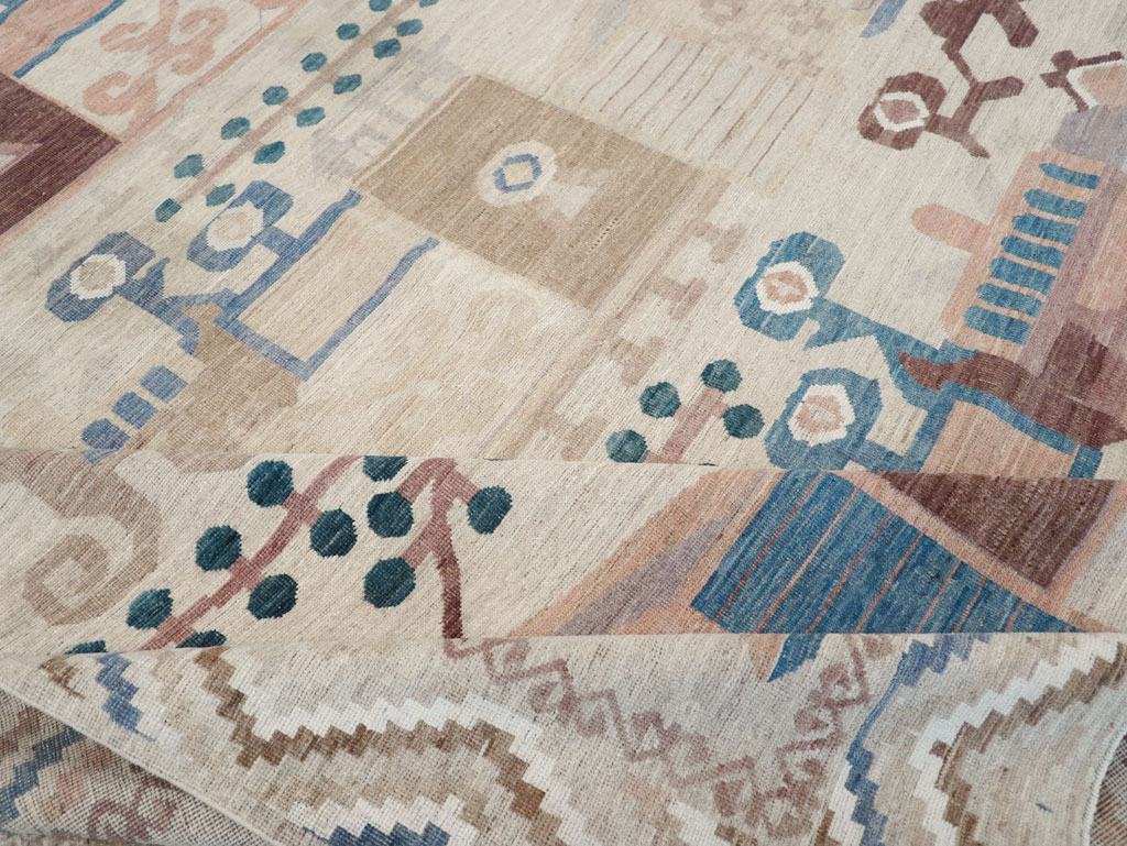 Modern East Turkestan Vase Khotan Room Size Carpet, No.32167 - Staging