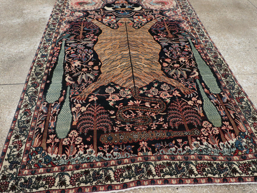 Antique Persian Sarouk Fereghan Pictorial Accent rug, No.32173 - Staging