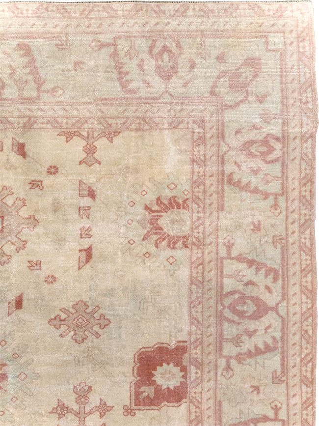 Vintage Turkish Oushak Small Room Size Carpet, No.32177 - Staging