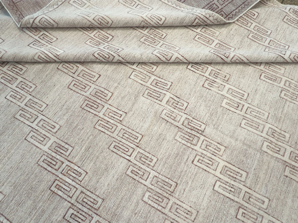 Contemporary East Turkestan Khotan Room Size Carpet, No.32193 - Staging