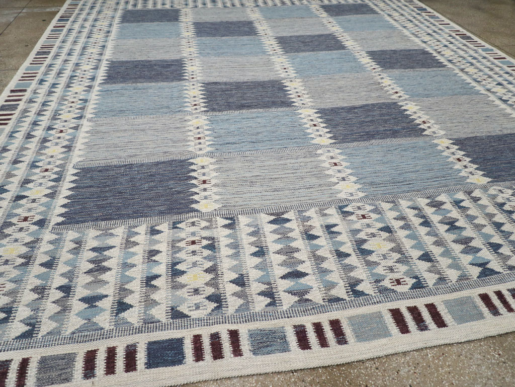 Swedish Inspired Modern Turkish Kilim Large Room Size Carpet, No.32199 - Staging