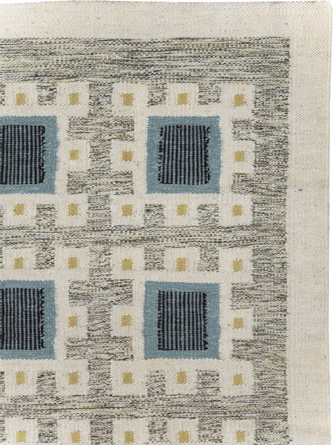 Swedish Inspired Contemporary Turkish Flatweave Accent Rug, No.32200 - Staging