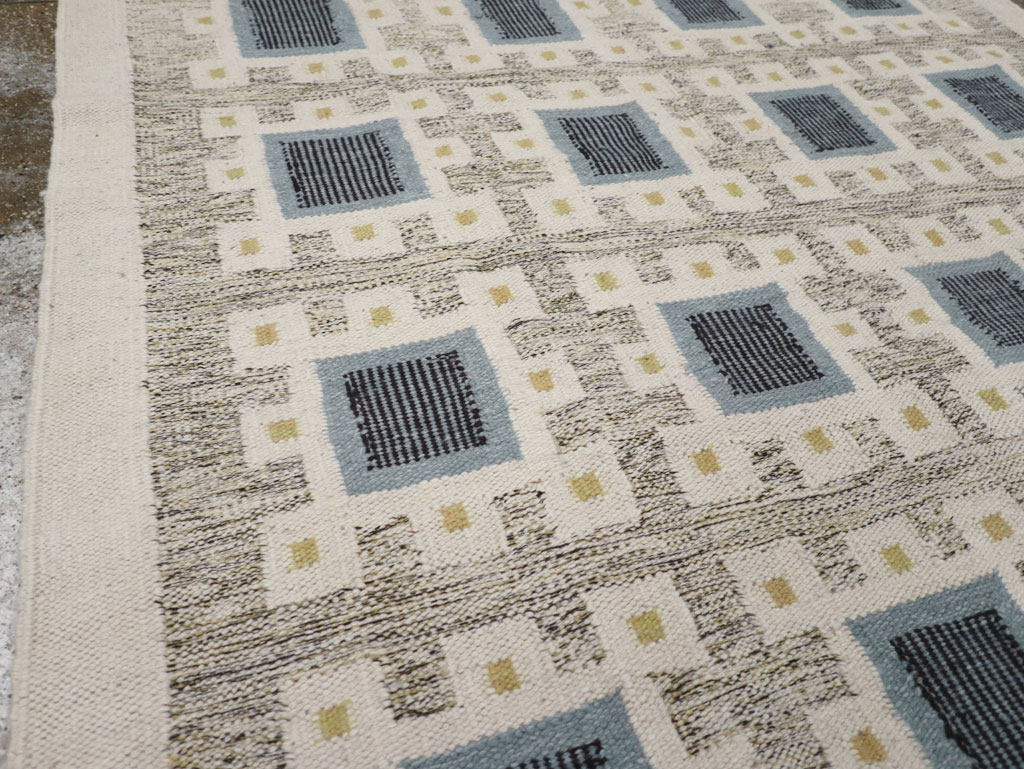 Swedish Inspired Contemporary Turkish Flatweave Accent Rug, No.32200 - Staging