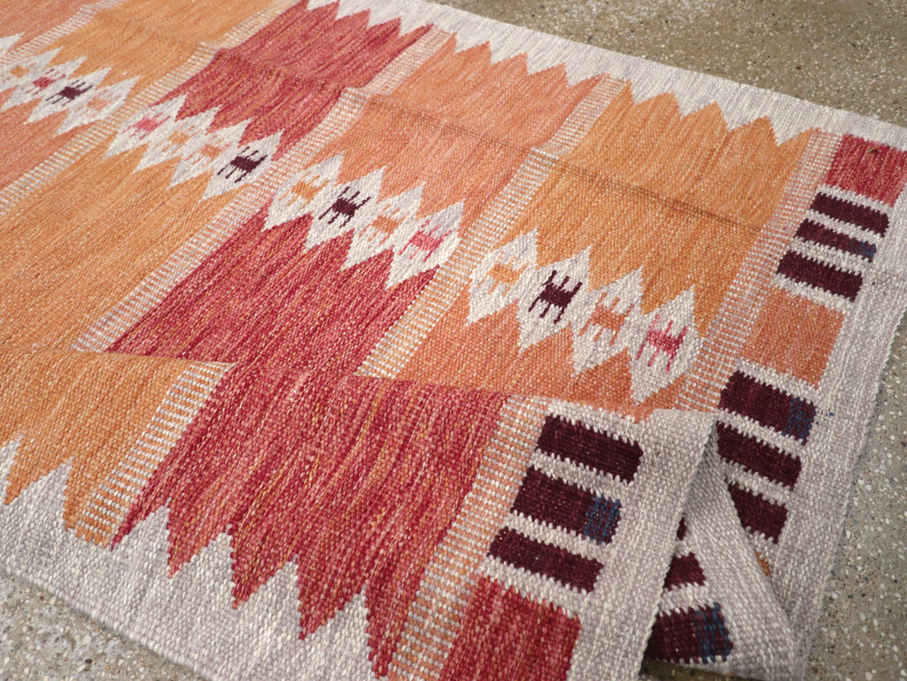 Swedish Inspired Contemporary Turkish Flatweave Accent Rug, No.32201 - Staging