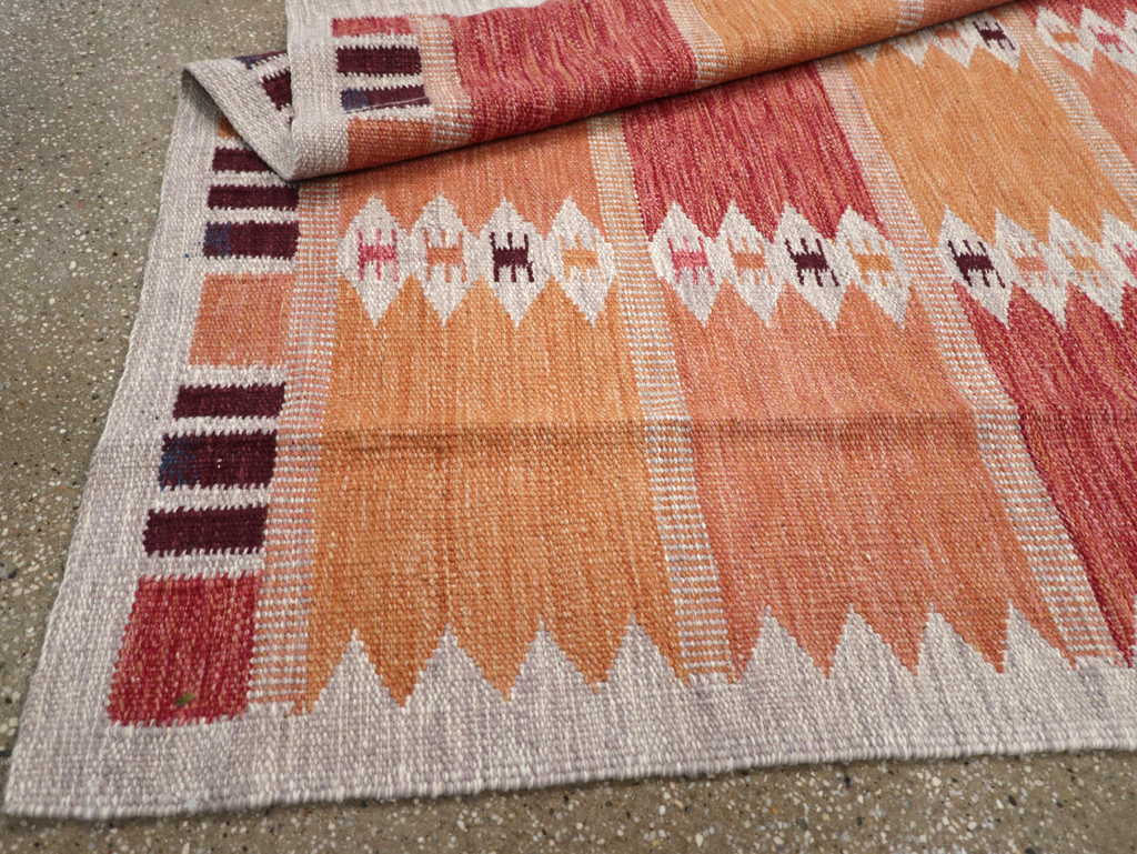 Swedish Inspired Contemporary Turkish Flatweave Accent Rug, No.32201 - Staging