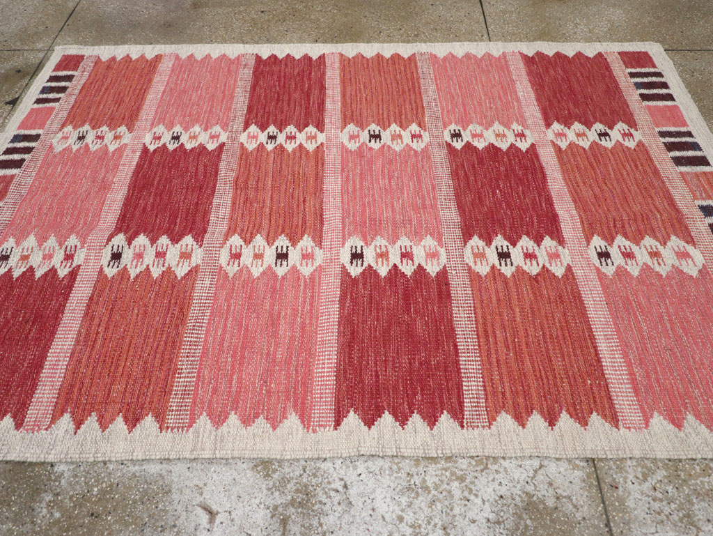 Swedish Inspired Modern Turkish Flatweave Rug, No.32202 - Staging