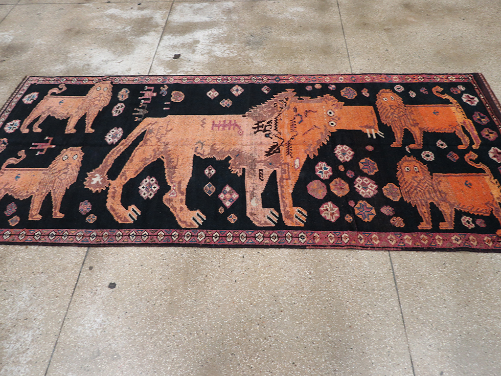 Vintage Turkish Anatolian Pictorial Gallery Rug, No.32214 - Staging