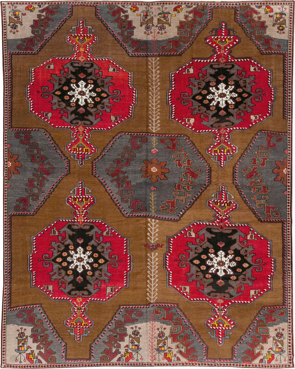 Vintage Turkish Anatolian Room Size Carpet, No.32224 - Staging