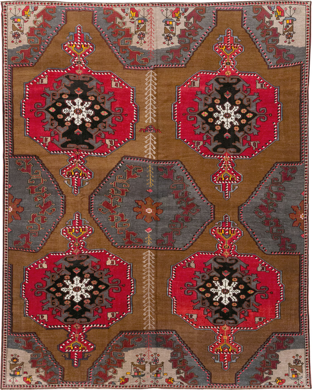 Vintage Turkish Anatolian Room Size Carpet, No.32224 - Staging