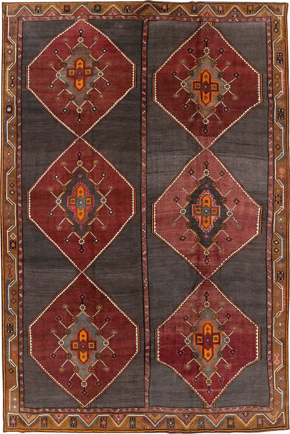 Vintage Turkish Anatolian Tribal Room Size Carpet, No.32225 - Staging