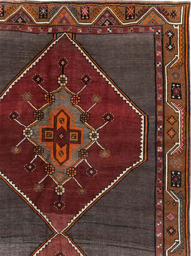 Vintage Turkish Anatolian Tribal Room Size Carpet, No.32225 - Staging