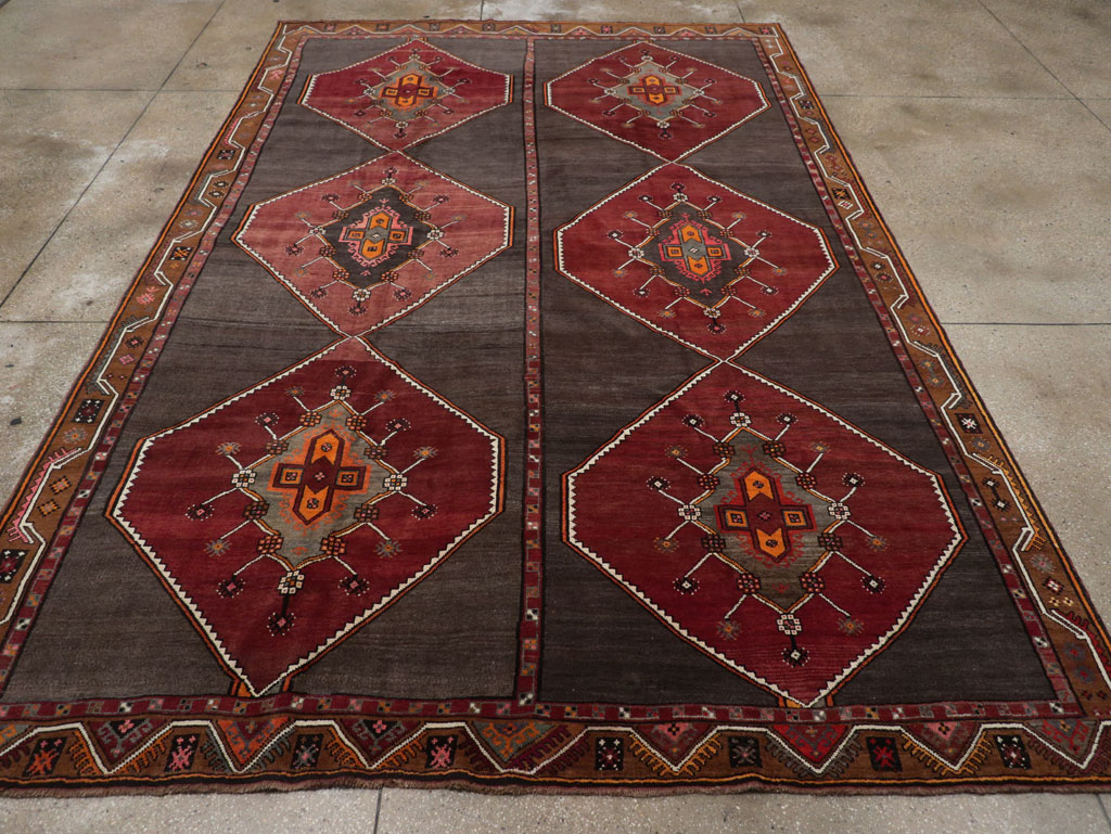 Vintage Turkish Anatolian Tribal Room Size Carpet, No.32225 - Staging