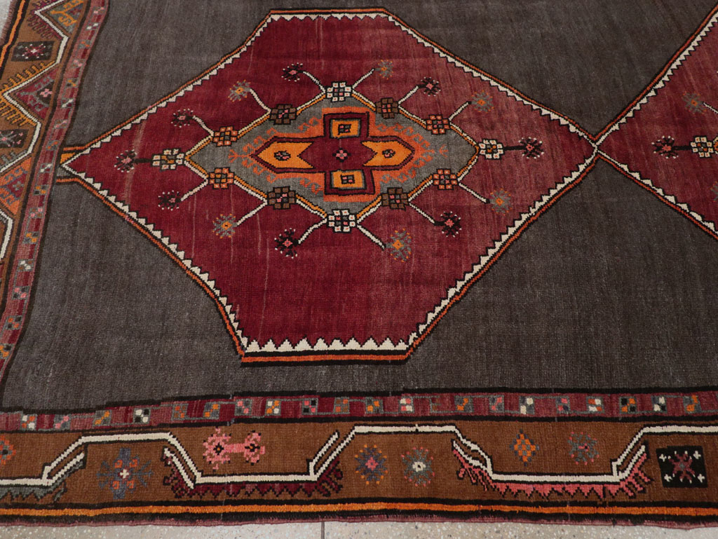 Vintage Turkish Anatolian Tribal Room Size Carpet, No.32225 - Staging