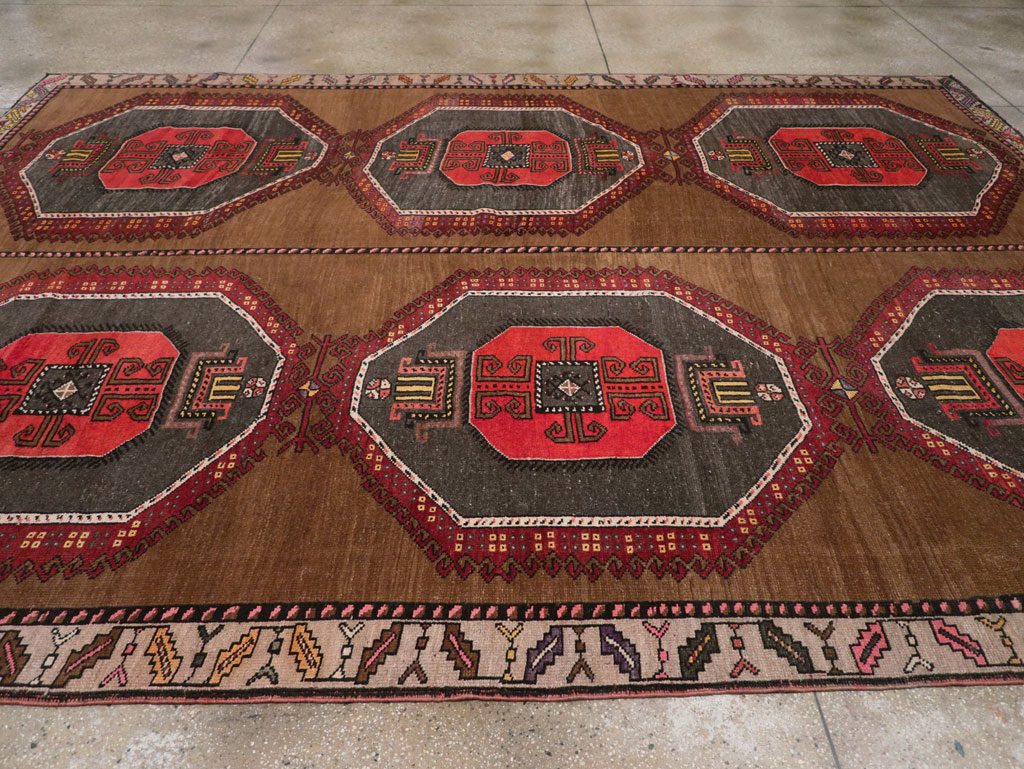 Vintage Turkish Tribal Room Size Carpet, No.32226 - Staging