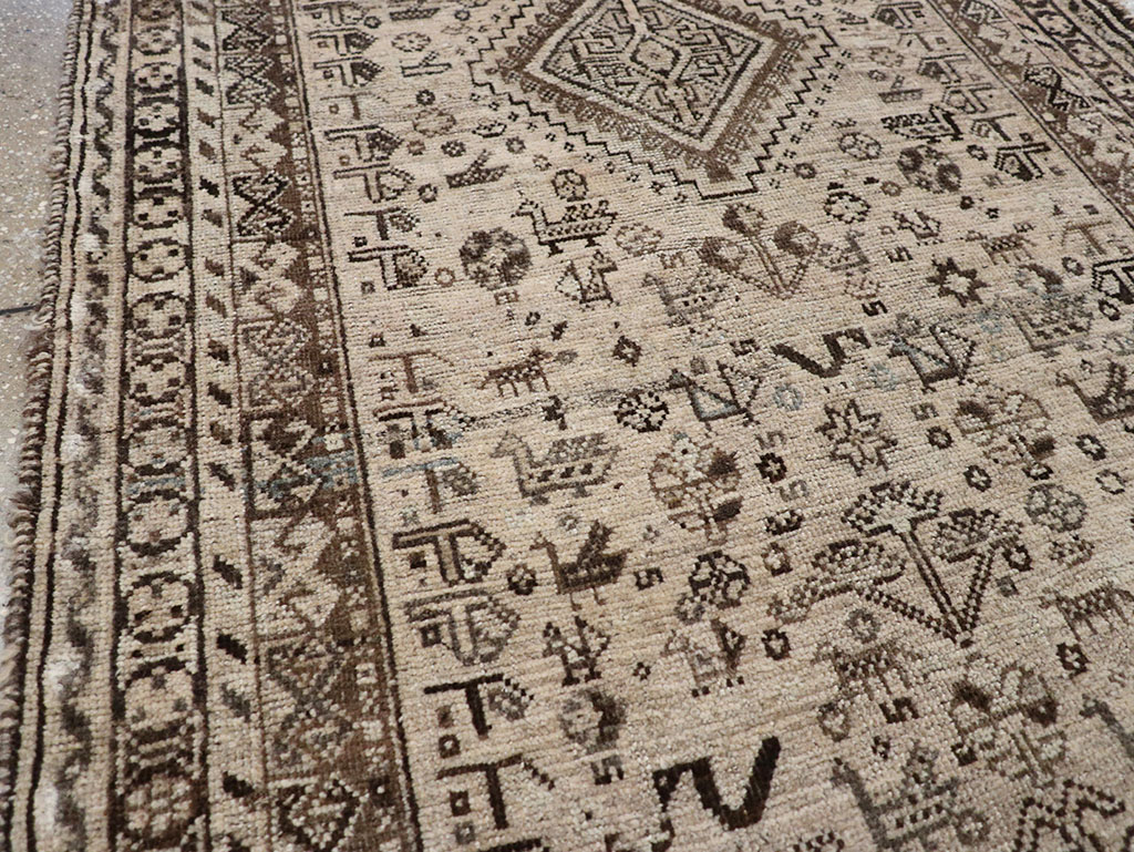 Vintage Persian Shiraz Gallery Rug, No.32231 - Staging