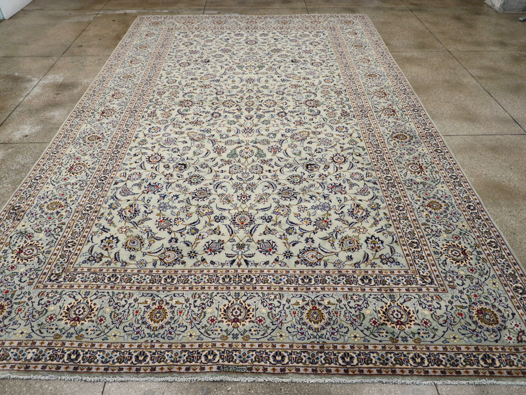 Traditional Persian Kashan Large Carpet, No.32255 - Staging