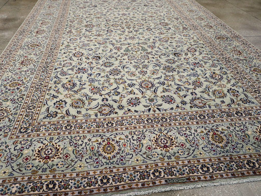 Traditional Persian Kashan Large Carpet, No.32255 - Staging