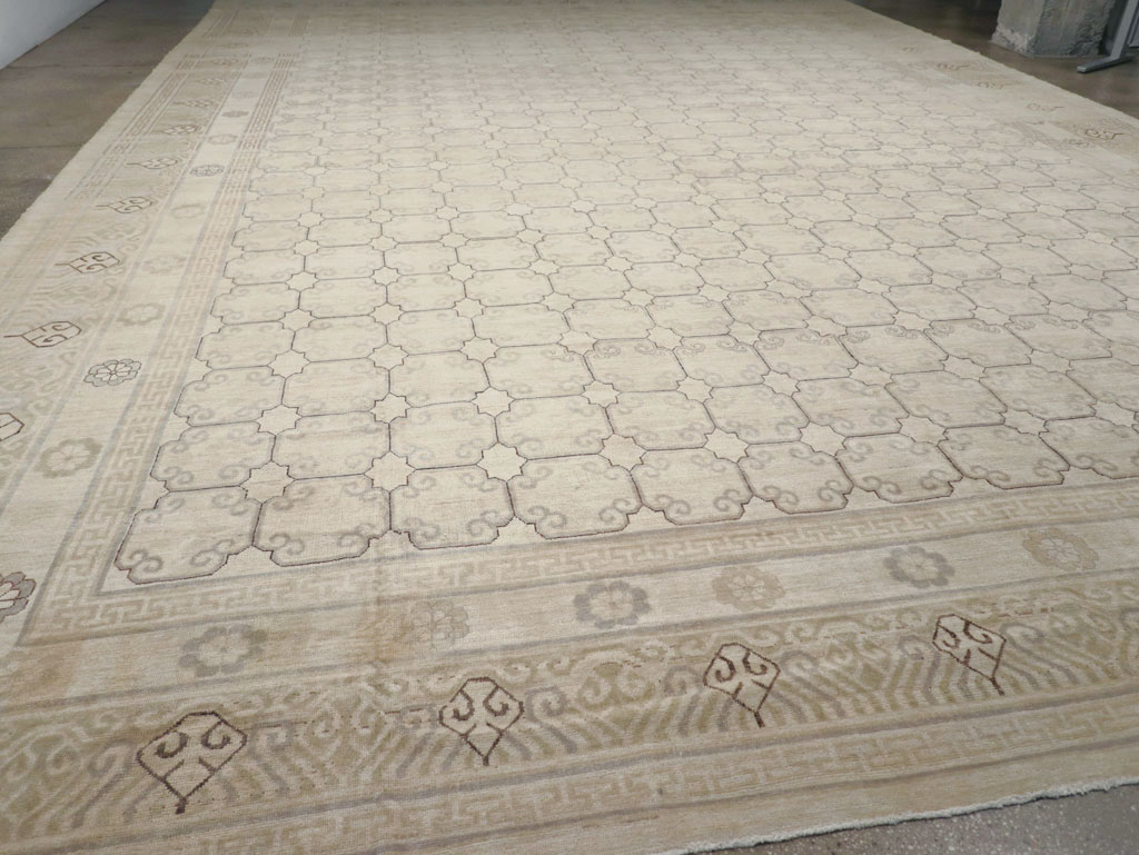 Modern East Turkestan Khotan Oversize Carpet, No.32268 - Staging
